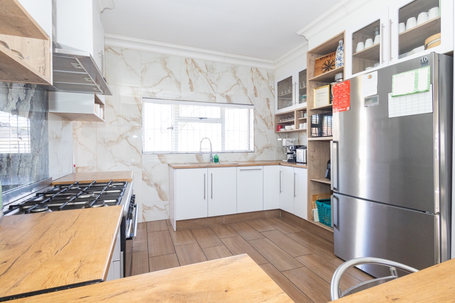 3 Bedroom Property for Sale in Vasco Estate Western Cape